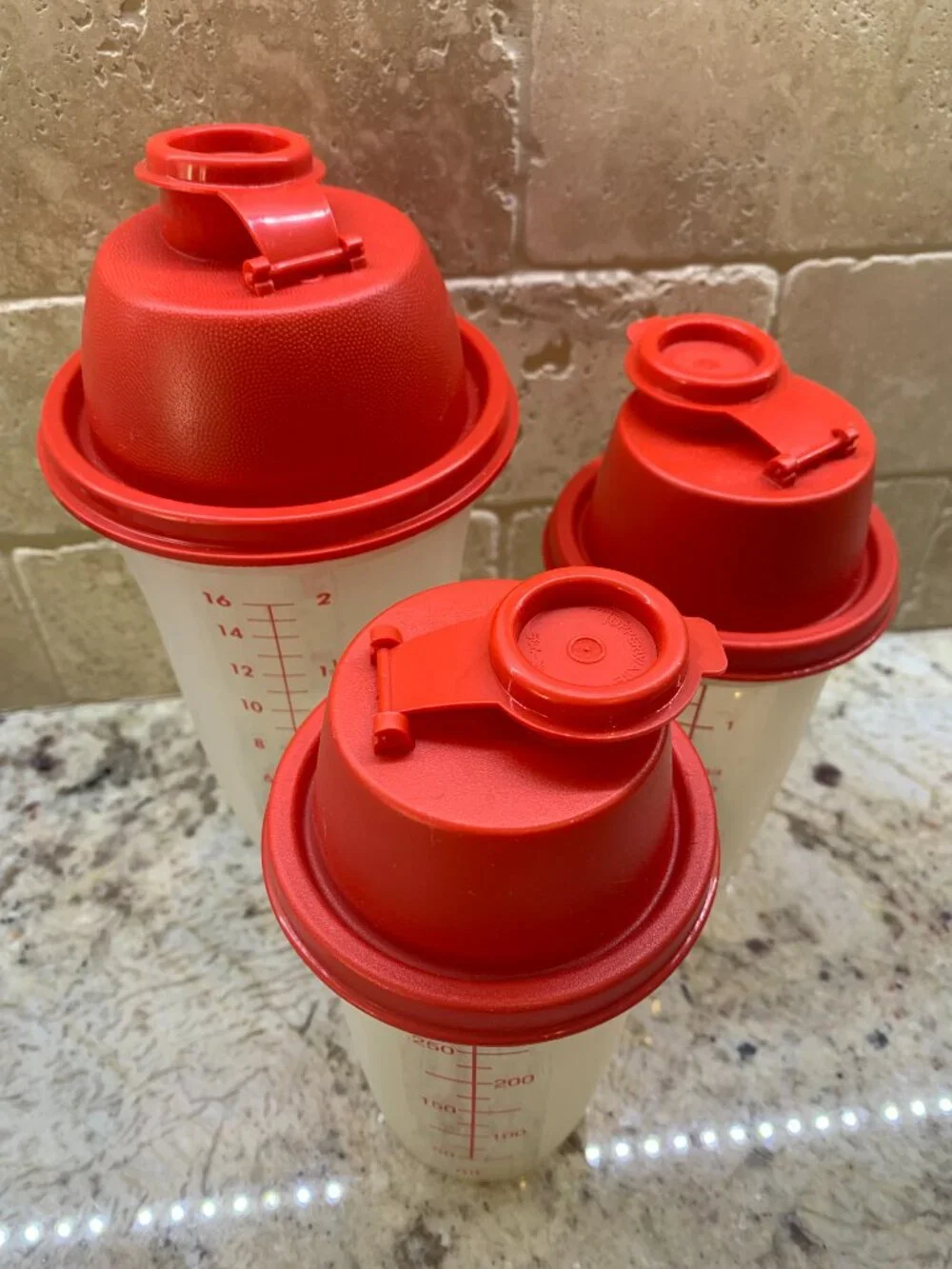 Tupperware Quick Shake Containers w/ Blender Wheels - set of 3